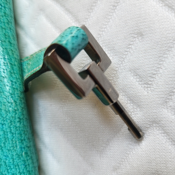 GUCCI Monogram Piston Lock Compact Wallet Turquoise w/COA - Picture 12 of 12